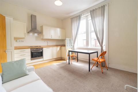 1 bedroom flat to rent, Latimer Street, Tynemouth