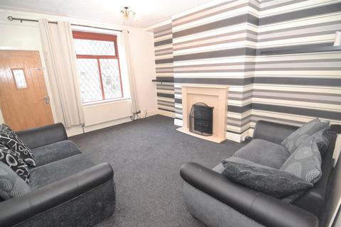 3 bedroom end of terrace house for sale, Wensley Bank West, Thornton