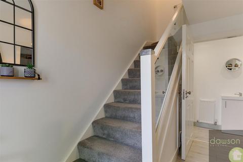 3 bedroom property for sale, Woodlands Road, Halifax