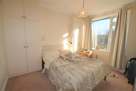 1 bedroom flat for sale, Goodwyn Avenue, Mill Hill