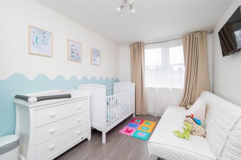 32 Nettlecombe Close, Sutton, SM2 6TR