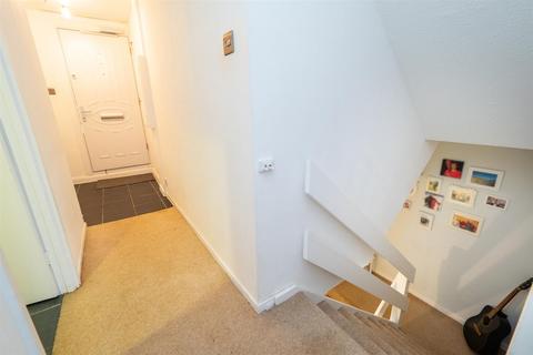 32 Nettlecombe Close, Sutton, SM2 6TR