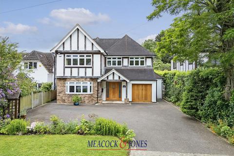 5 bedroom detached house for sale, Heronway, Hutton Mount, Brentwood