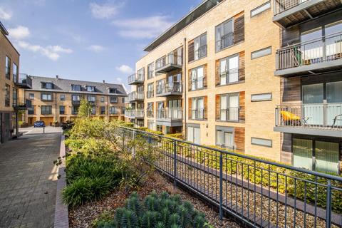 39, Marlowe House Kingsley Walk, Cambridge, CB5 8NY