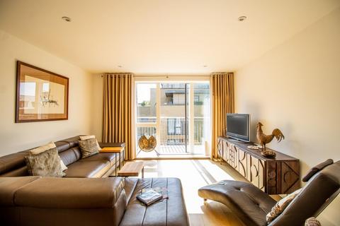 39, Marlowe House Kingsley Walk, Cambridge, CB5 8NY