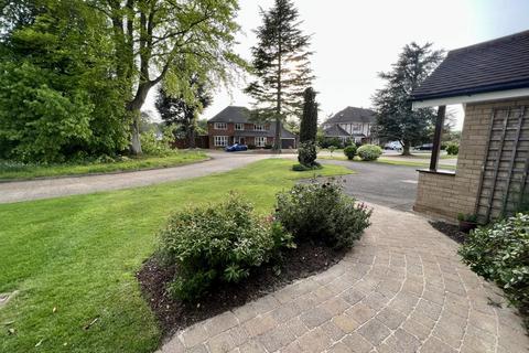 5 bedroom detached house for sale, Roundwood Grove, Hutton Mount, Brentwood