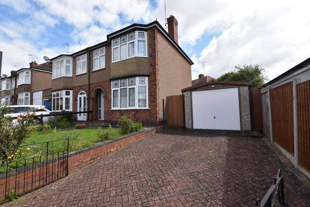 Dulverton Avenue, Chapelfields... 3 bed semidetached house for sale