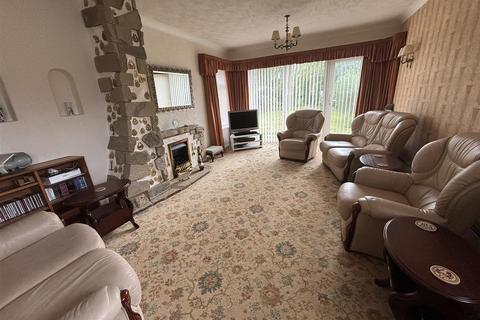 3 bedroom detached house for sale, Clovelly Road, Glenfield, Leicester