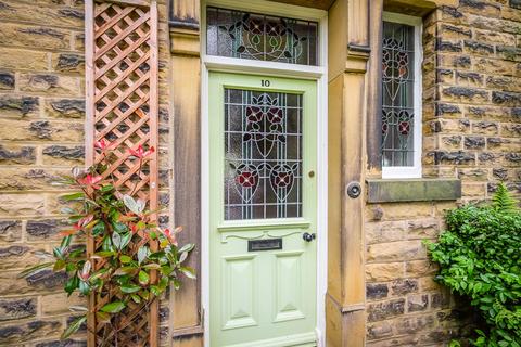 5 bedroom terraced house for sale, St. Albans Road, Halifax