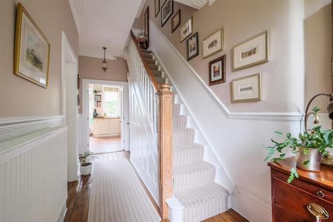 5 bedroom terraced house for sale, St. Albans Road, Halifax