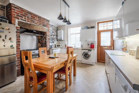 4 bedroom end of terrace house for sale, Clement Street, Sowerby Bridge
