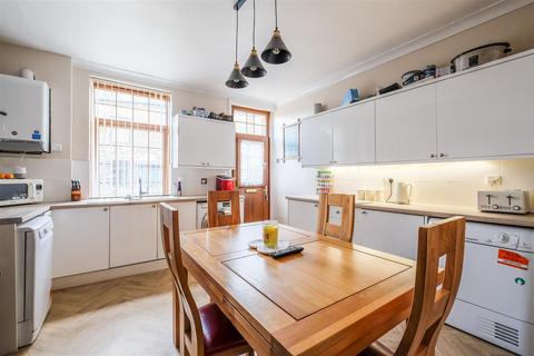 4 bedroom end of terrace house for sale, Clement Street, Sowerby Bridge