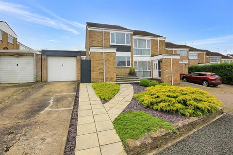 28 Arkwright Road, Irchester, Wellingborough, NN29 7HD