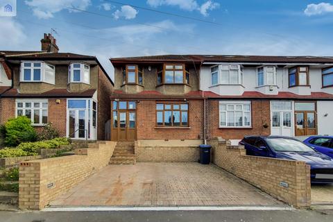 3 bedroom end of terrace house for sale, Tottenhall Road, London