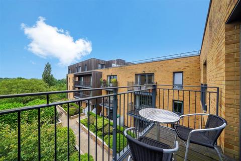 2 bedroom apartment for sale, Johnson Court, Kidbrooke SE9