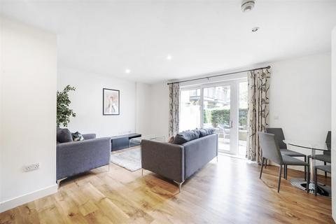 2 bedroom apartment for sale, Johnson Court, Kidbrooke, SE9