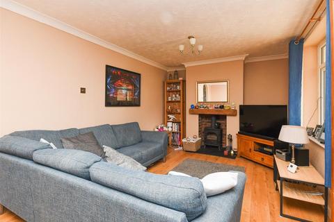 3 bedroom terraced house for sale, 3 Woodend Place, Tettenhall Wood, Wolverhampton, WV6 8JU