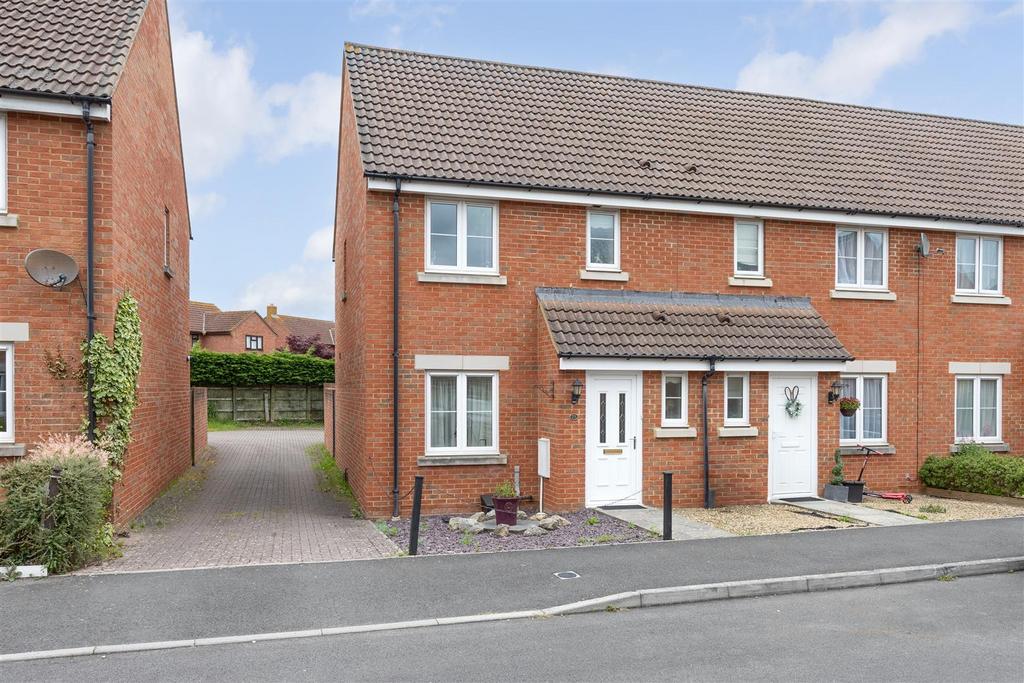 75 Thestfield Drive Trowbridge BA14 8 TT (0).jpg