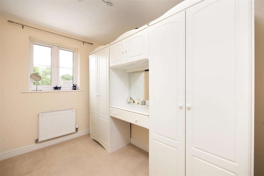 75 Thestfield Drive Trowbridge BA14 8 TT (9).jpg