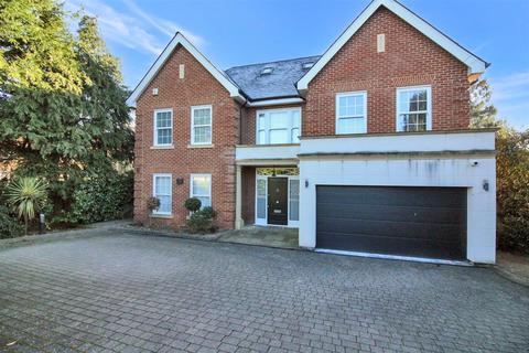 5 bedroom detached house to rent, Abbey Road, Virginia Water