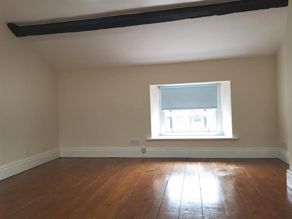Bedroom 3 (attic)
