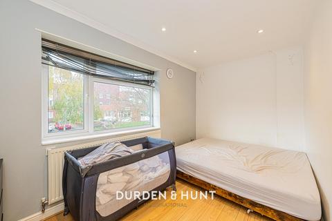 1 bedroom apartment for sale, Albert Road, Buckhurst Hill, IG9