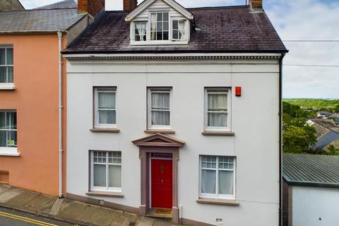 5 bedroom end of terrace house for sale, 20 Goat Street, Haverfordwest SA61 1PX