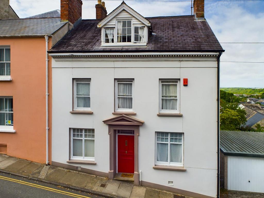 20 Goat Street, Haverfordwest SA61 1PX 5 bed end of terrace house for