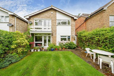undefined, Elstree Road, Bushey WD23