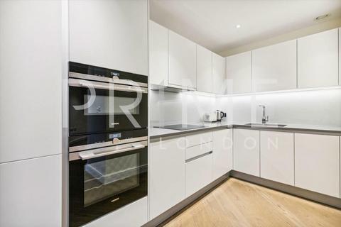 2 bedroom apartment for sale, Sophora House, Vista Chelsea Bridge Wharf, London