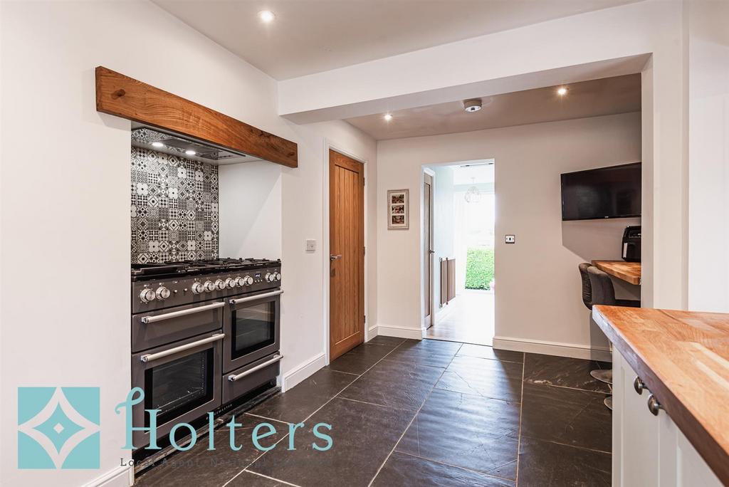 HOLTERS - Masegwyn, Crossgates-20.jpg
