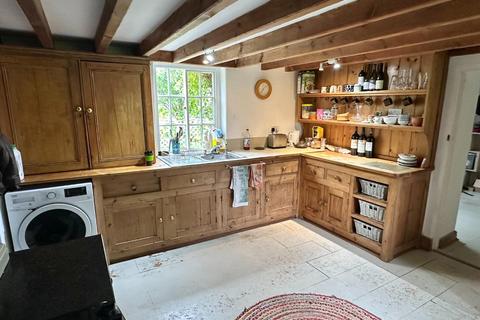 4 bedroom cottage for sale, Water Lane, Huttons Ambo, York