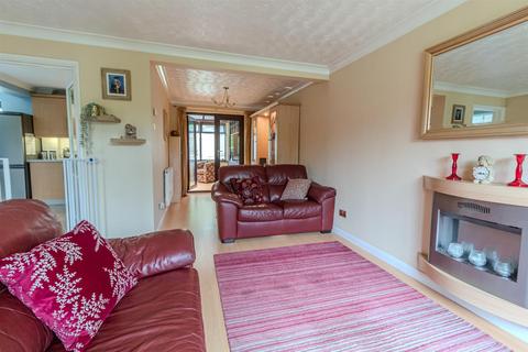 11 Ganton Close, Nottingham, NG3 3ET