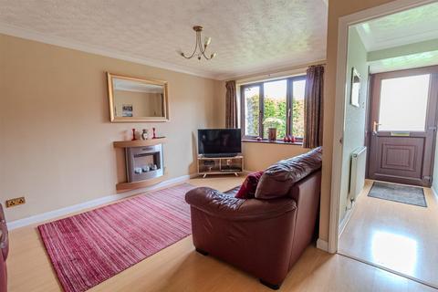 11 Ganton Close, Nottingham, NG3 3ET