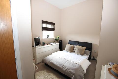 1 bedroom apartment for sale, Sandpiper Close, Greenhithe