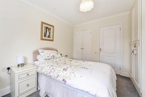 1 bedroom retirement property for sale, Winchester Road, Andover