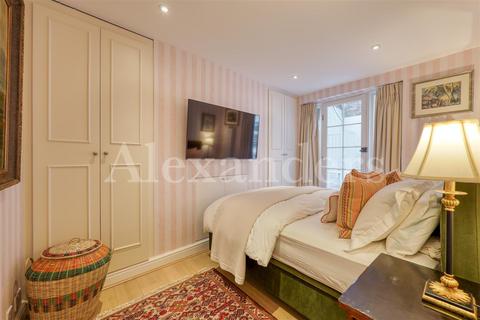 2 bedroom apartment for sale, Callow Street, London - NO UPWARD CHAIN, Long lease, low service charge