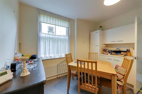 1 bedroom apartment for sale, Kingsland Road, Worthing