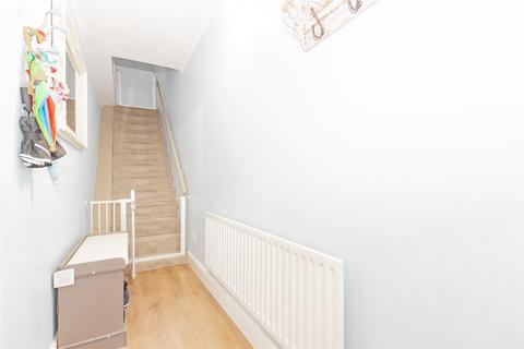 135 Crayford Road, Crayford, Dartford, DA1 4AS