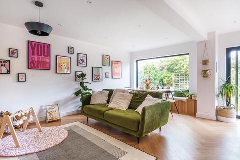 35 Box End Road, Kempston, Bedford, MK43 8RP