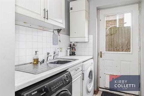 25 Bloomfield Road, Cheshunt, Waltham Cross, EN7 6WH