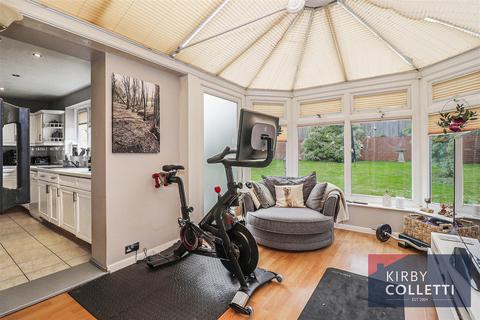 25 Bloomfield Road, Cheshunt, Waltham Cross, EN7 6WH