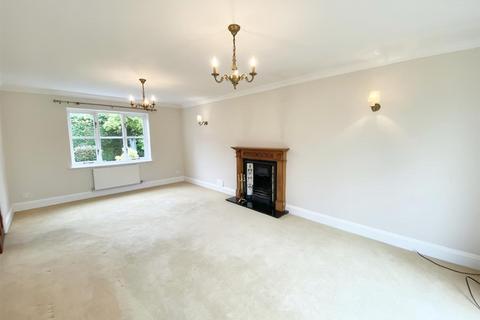 4 bedroom house for sale, Tree Tops, Ellesmere Road, Harmer Hill, Shrewsbury, SY4 3EB