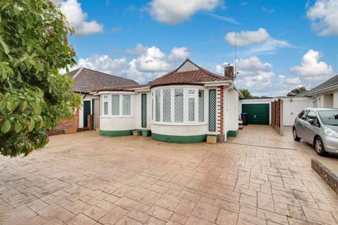 3 bedroom detached bungalow for sale, Wadhurst Drive, Goring-By-Sea, Worthing