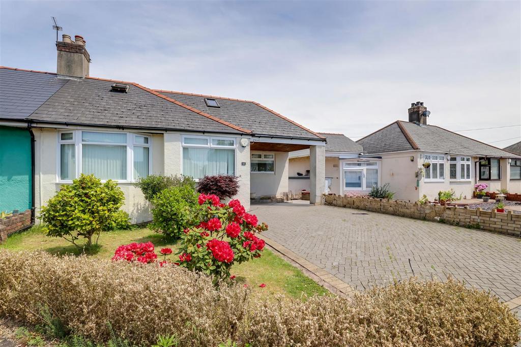 Greenfield Avenue, Whitchurch, Cardiff 4 bed semidetached bungalow for