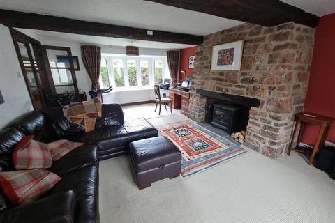 5 bedroom barn conversion to rent, Waterpath, Wellington TA21