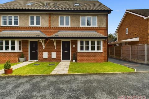 4 bedroom semi-detached house for sale, Thornleigh, Wrexham