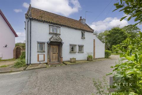 3 bedroom cottage for sale, Church Farm Lane, Halesworth