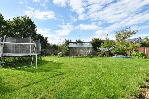 Arkadia Cirencester Road, Fairford, GL7 4BS