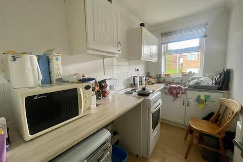 40 Bentham Way, Mapplewell, Barnsley, S75 5QA